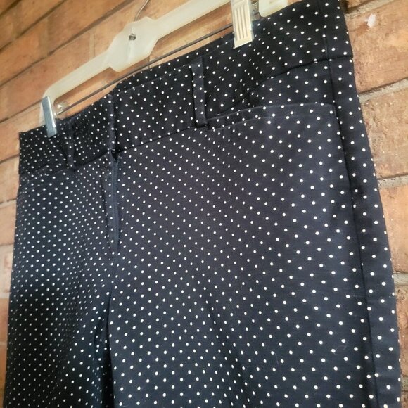 NWOT! LOFT Black w/Cream Polka Dots - Pont, Tapered Leg, Mid-Rise - Size 10 - Picture 2 of 12